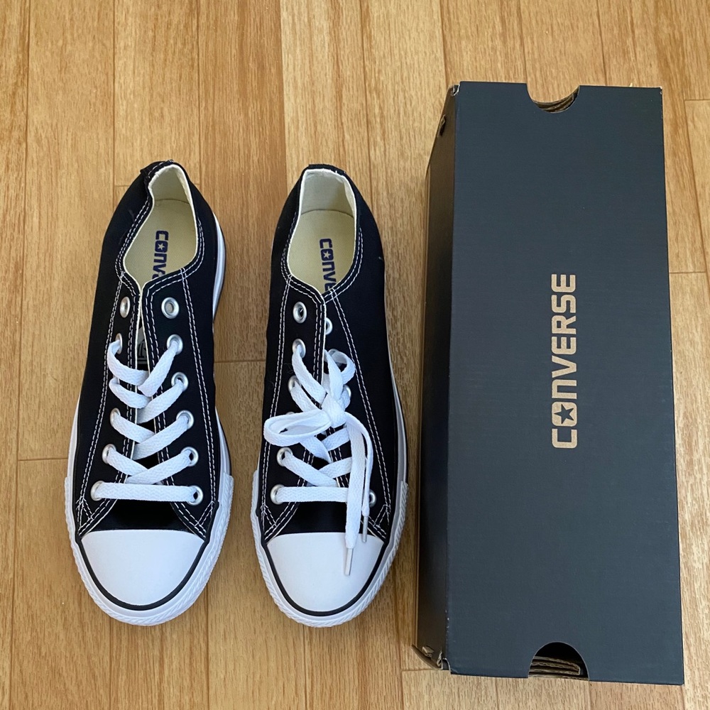 NWT Converse All Star Ox Black Size 8